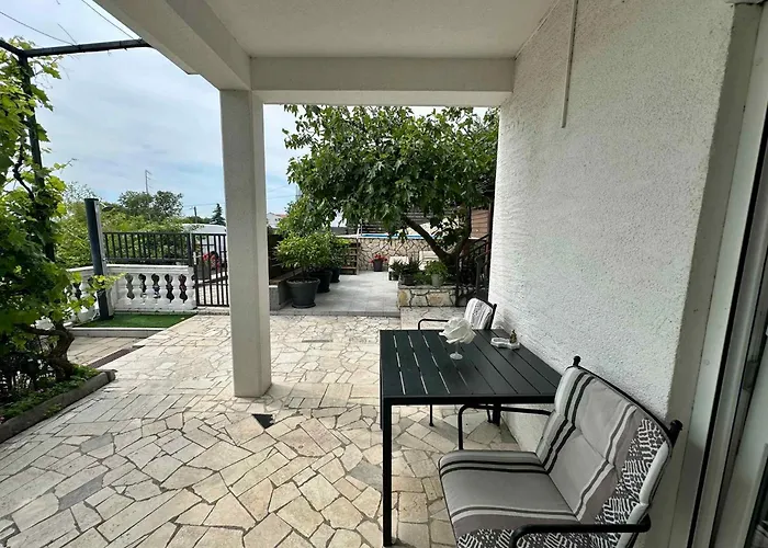 In 41381 * Драмаль