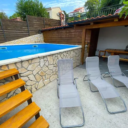 In 41381 Apartment *